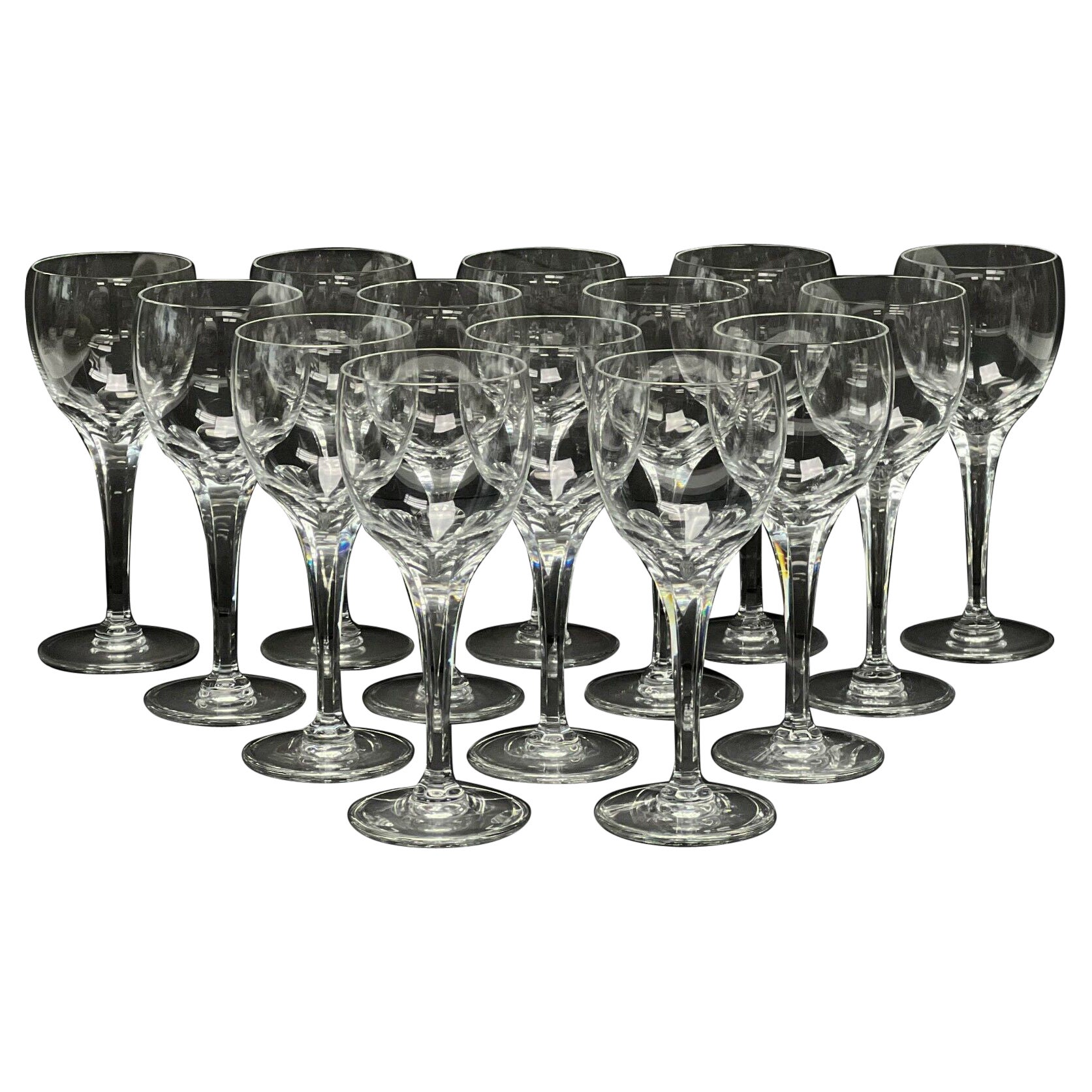 French Vintage Handcraft Set of Six Crystal Wine Glasses Style of Lalique  at 1stDibs
