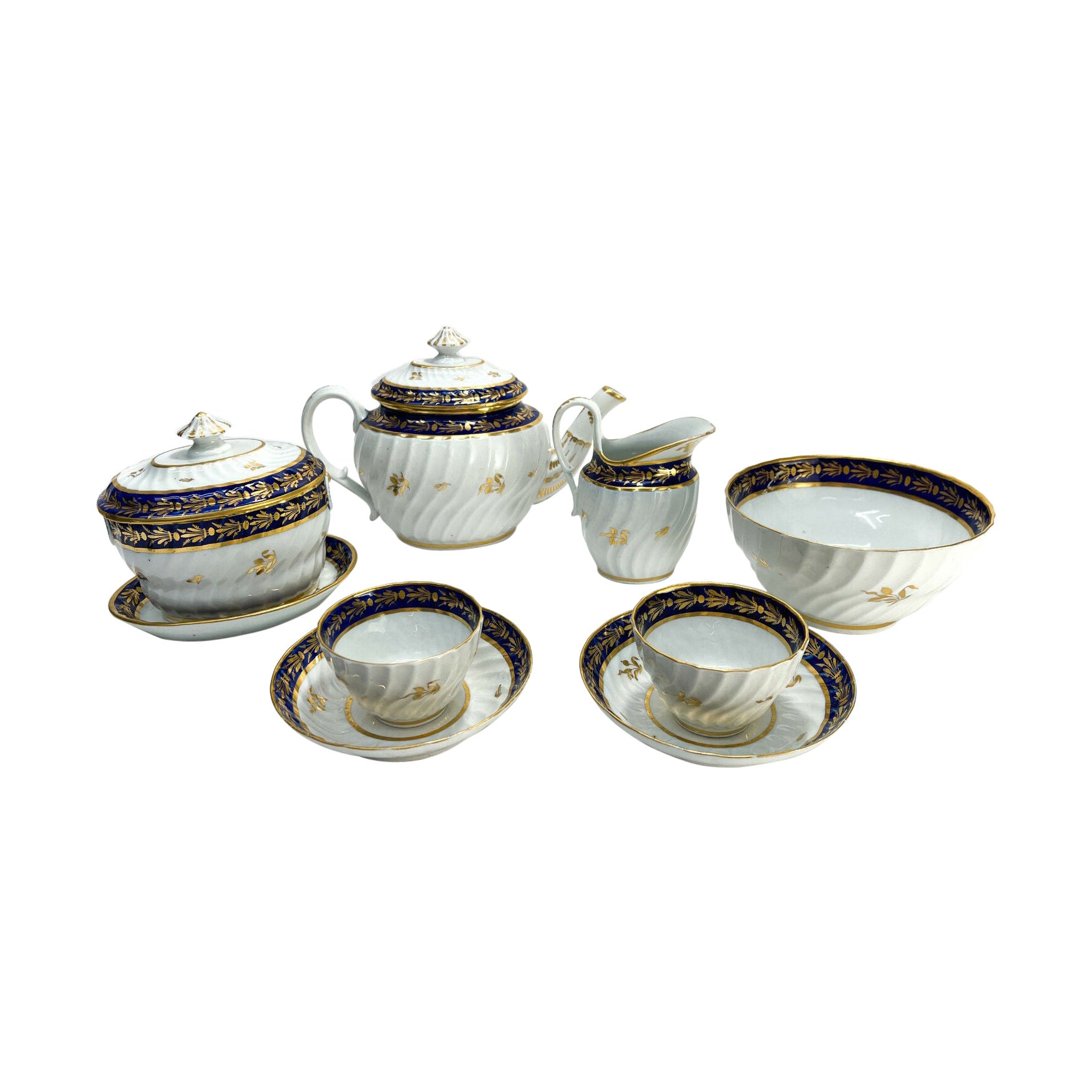 Service à thé en porcelaine anglaise Tete-a-Tete, bleu cobalt et doré, début du XIXe siècle en vente