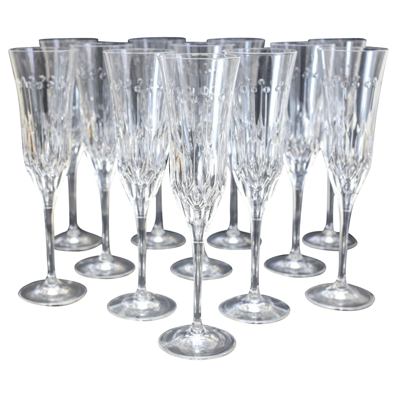 12 Varga Contemporary Cut Glass Clear Fluted Champagne Flutes in Renaissance