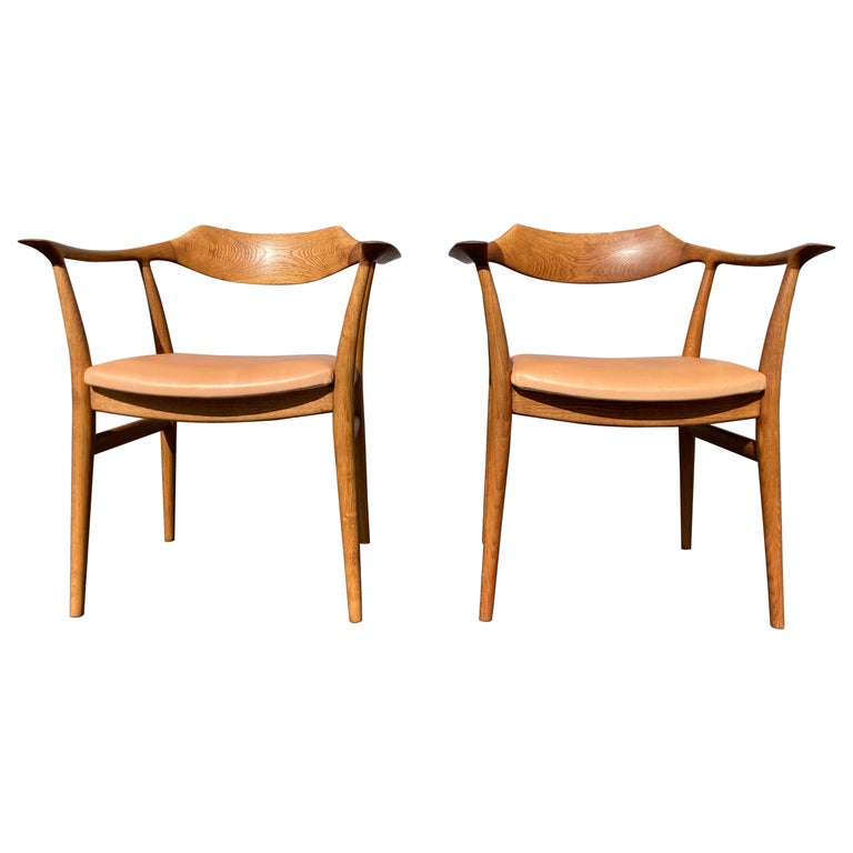 Rare Pair of Sigurd Ressell Arm Chairs for Niels Vodder, Oak and Leather For Sale