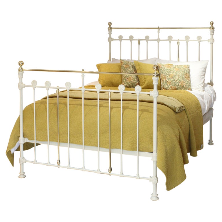Brass and Iron Antique Bed in Cream, MK263 For Sale at 1stDibs