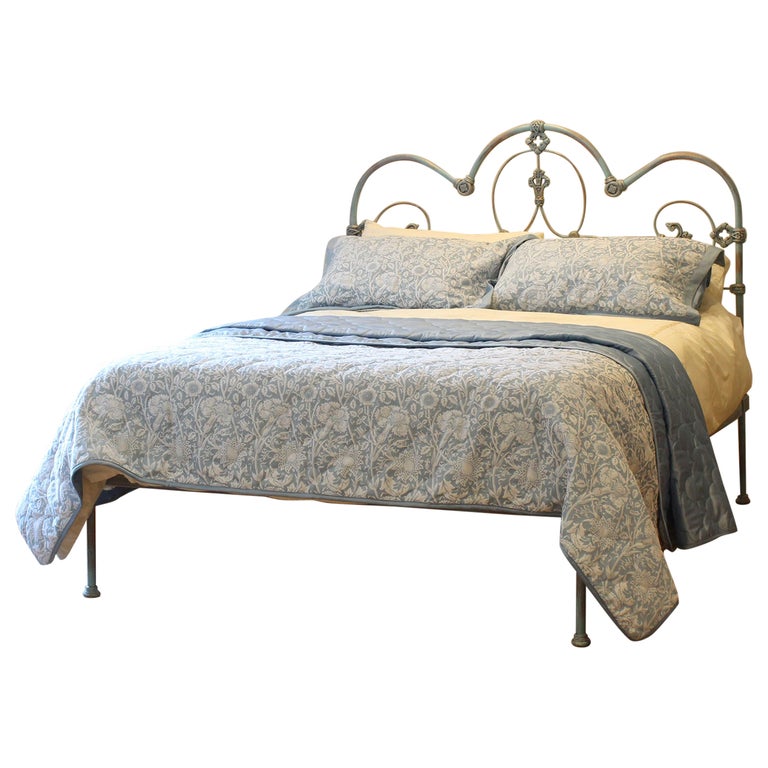 Cast Iron Antique Platform Bed, MK264 For Sale at 1stDibs