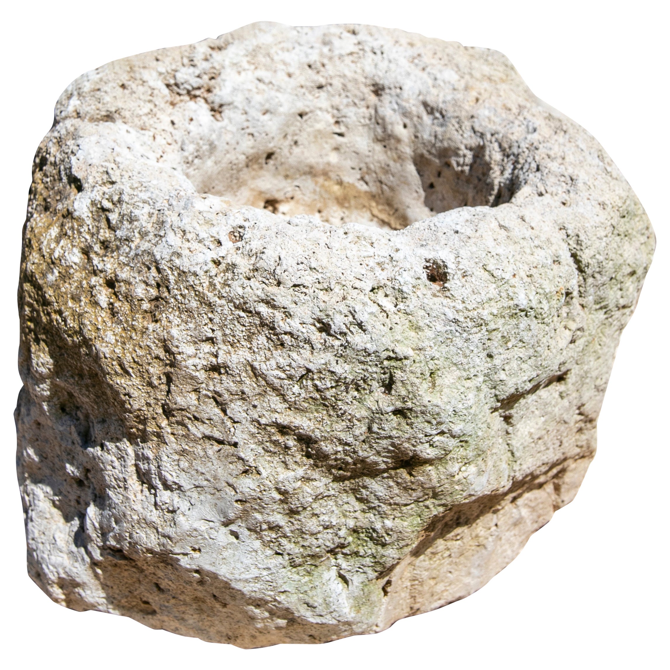 Pile de pierre espagnole sculptée à la main