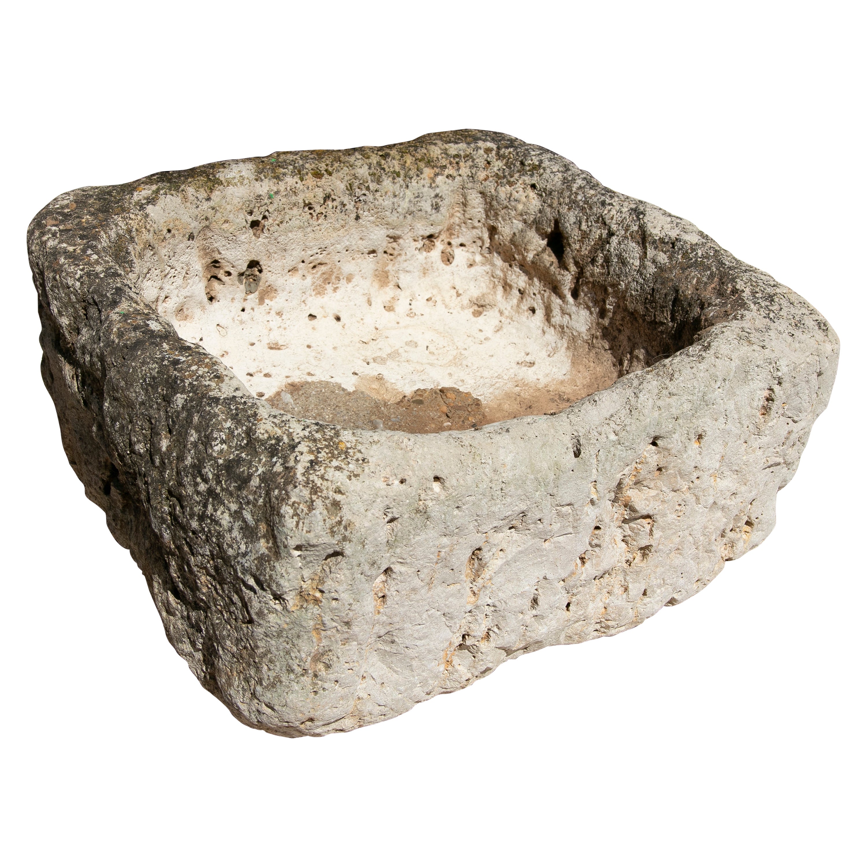 Pila española de piedra tallada a mano