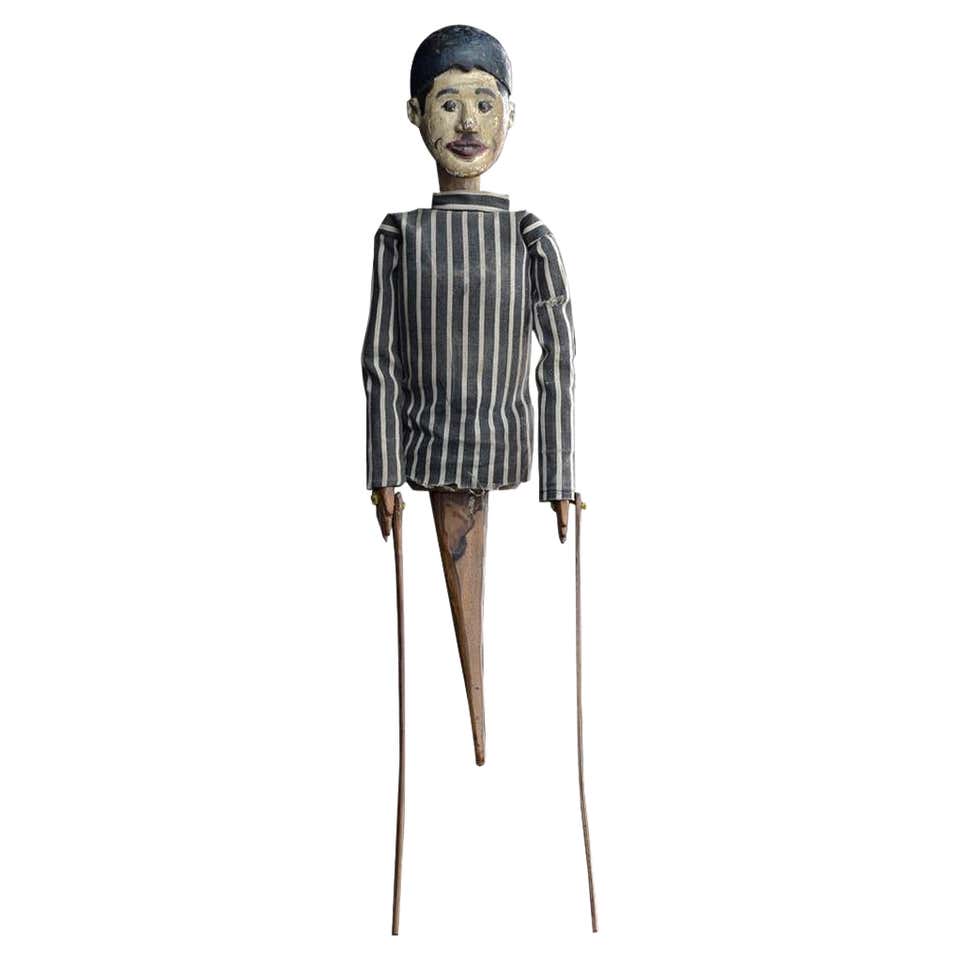 Early 20th century English folk art lead pissing boy figure For Sale at ...