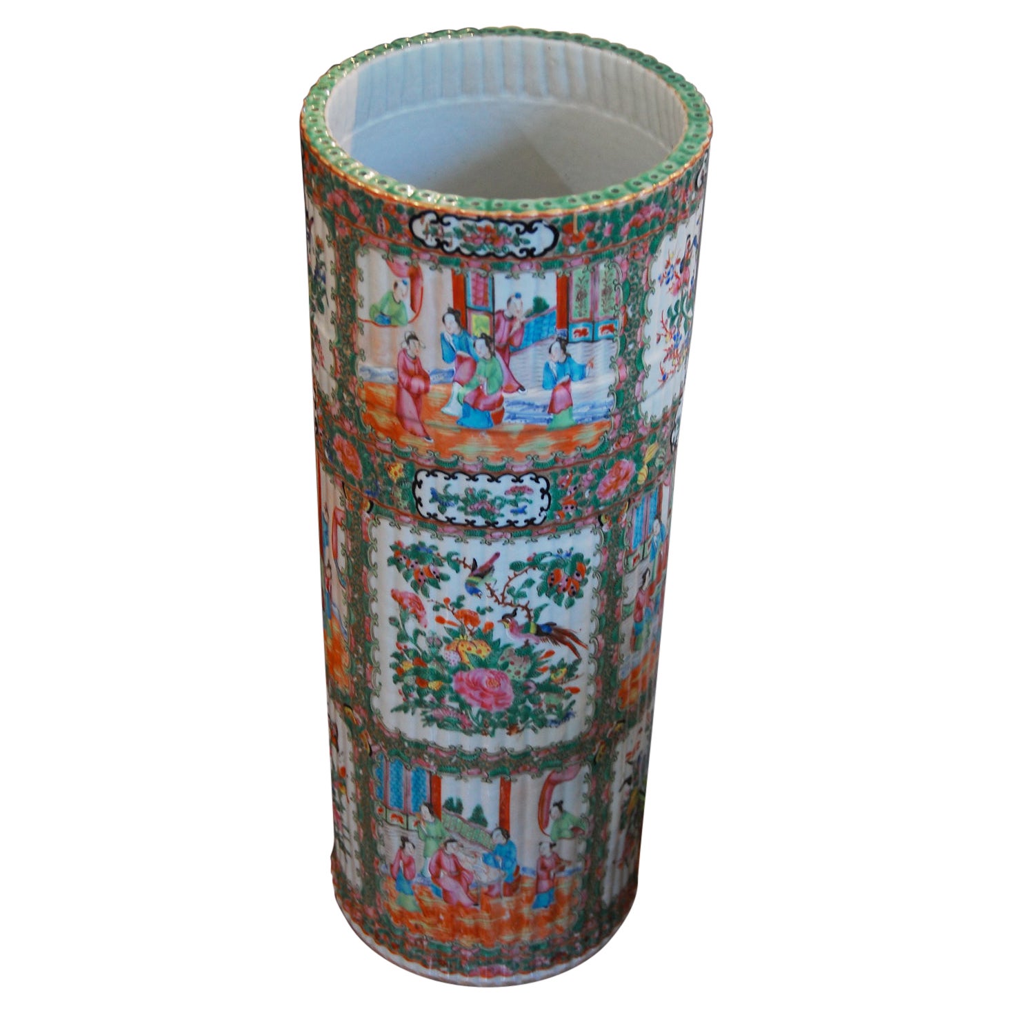 Antique 19th Century Chinese Rose Medallion Porcelain Umbrella Stand