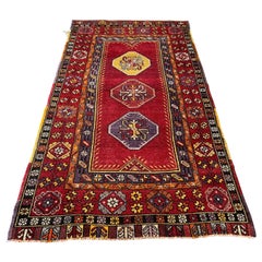 Türkischer anatolischer Teppich im Vintage-Stil, Rot und Violett