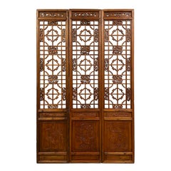 Late 19th Century Antique Chinese Handcrafted 3 Panel Wooden Screen/Room Divider