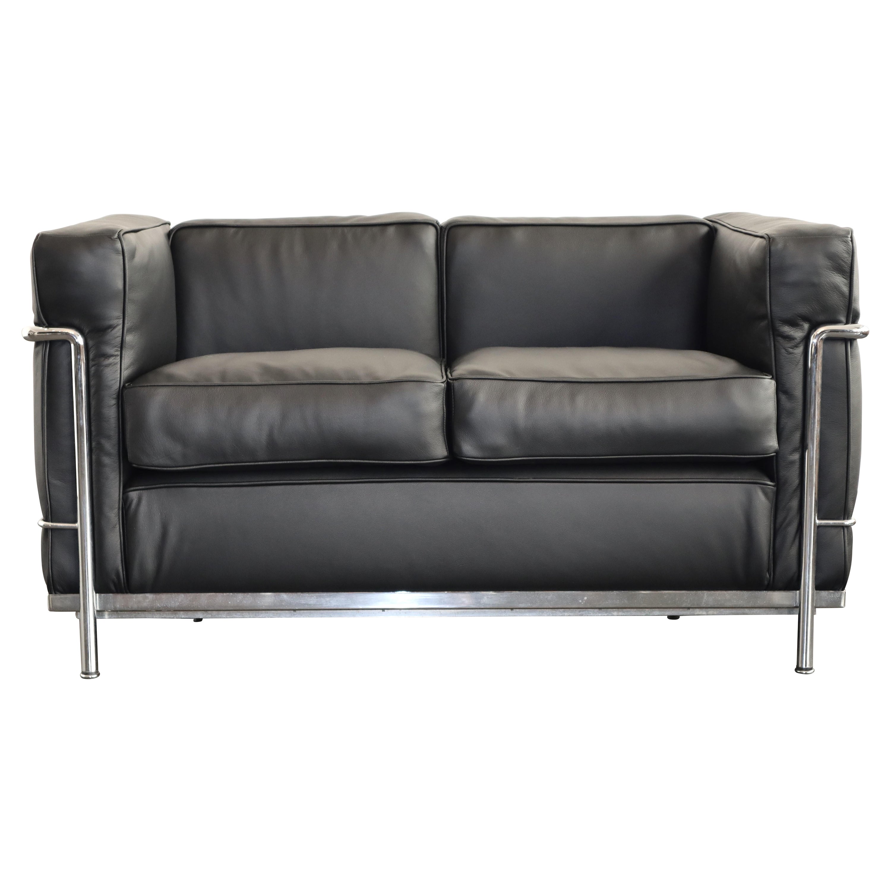 Le Corbusier LC2 Sofa in Black Leather & Chrome, Cassina