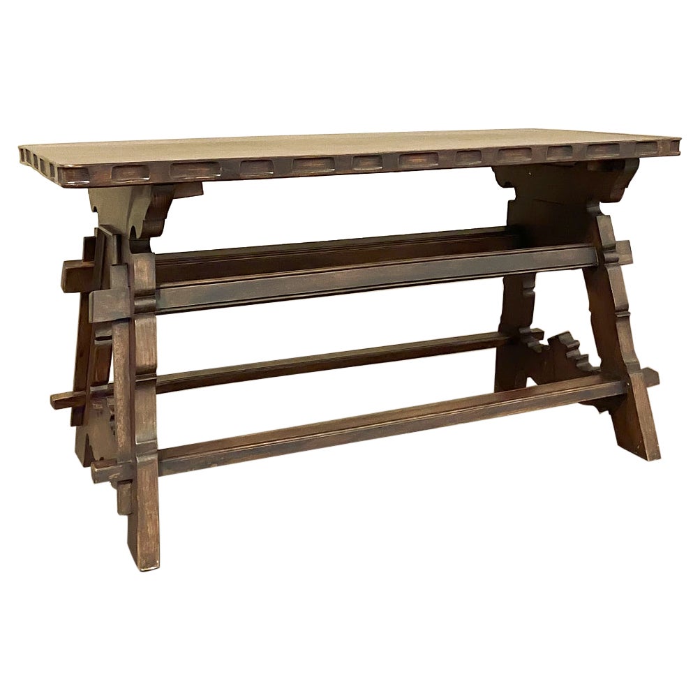 Table basse espagnole rustique ancienne et antique en vente