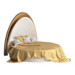 Modern Classic Velvet Element Bed by Masquespacio