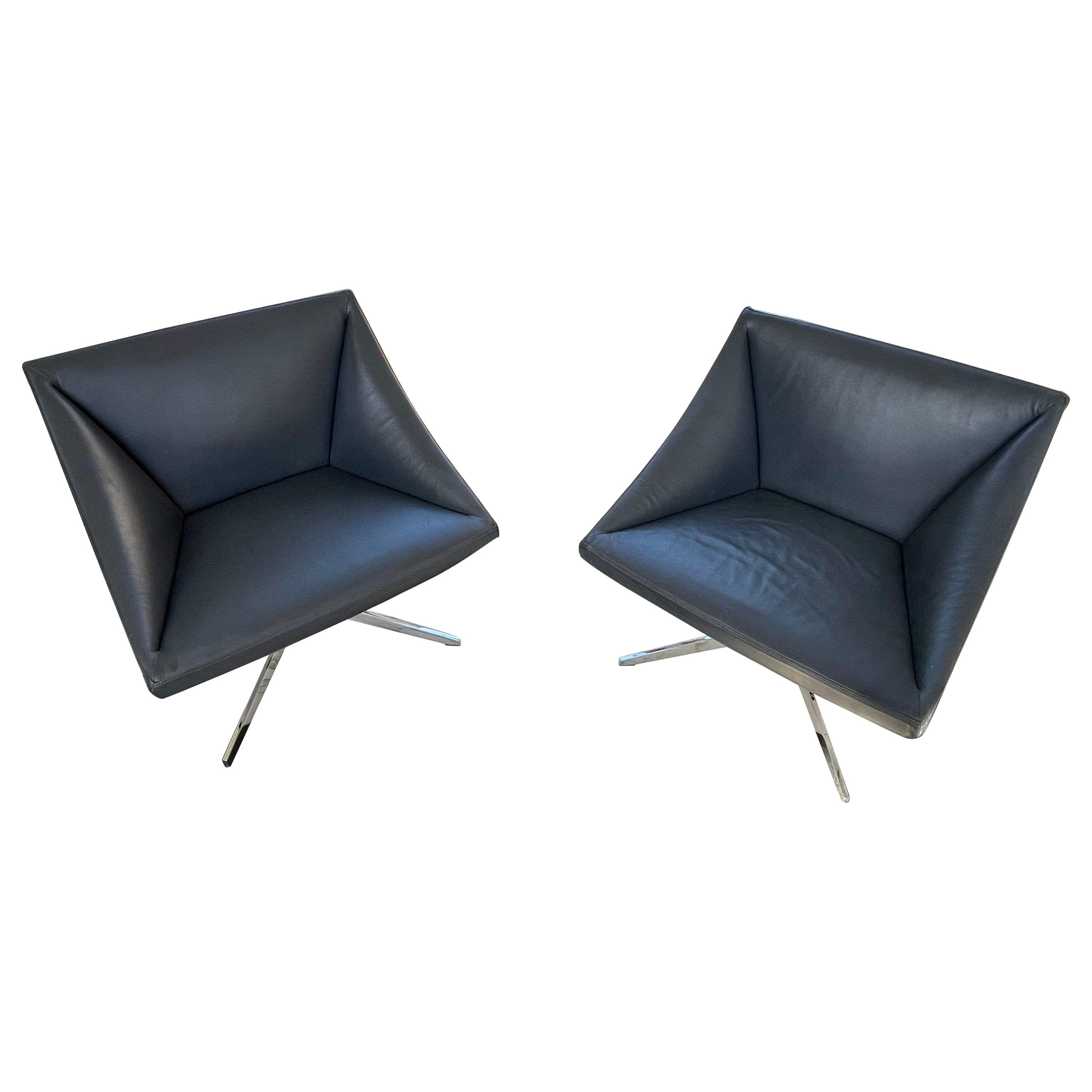 Chaises pivotantes de Davis Furniture Industries