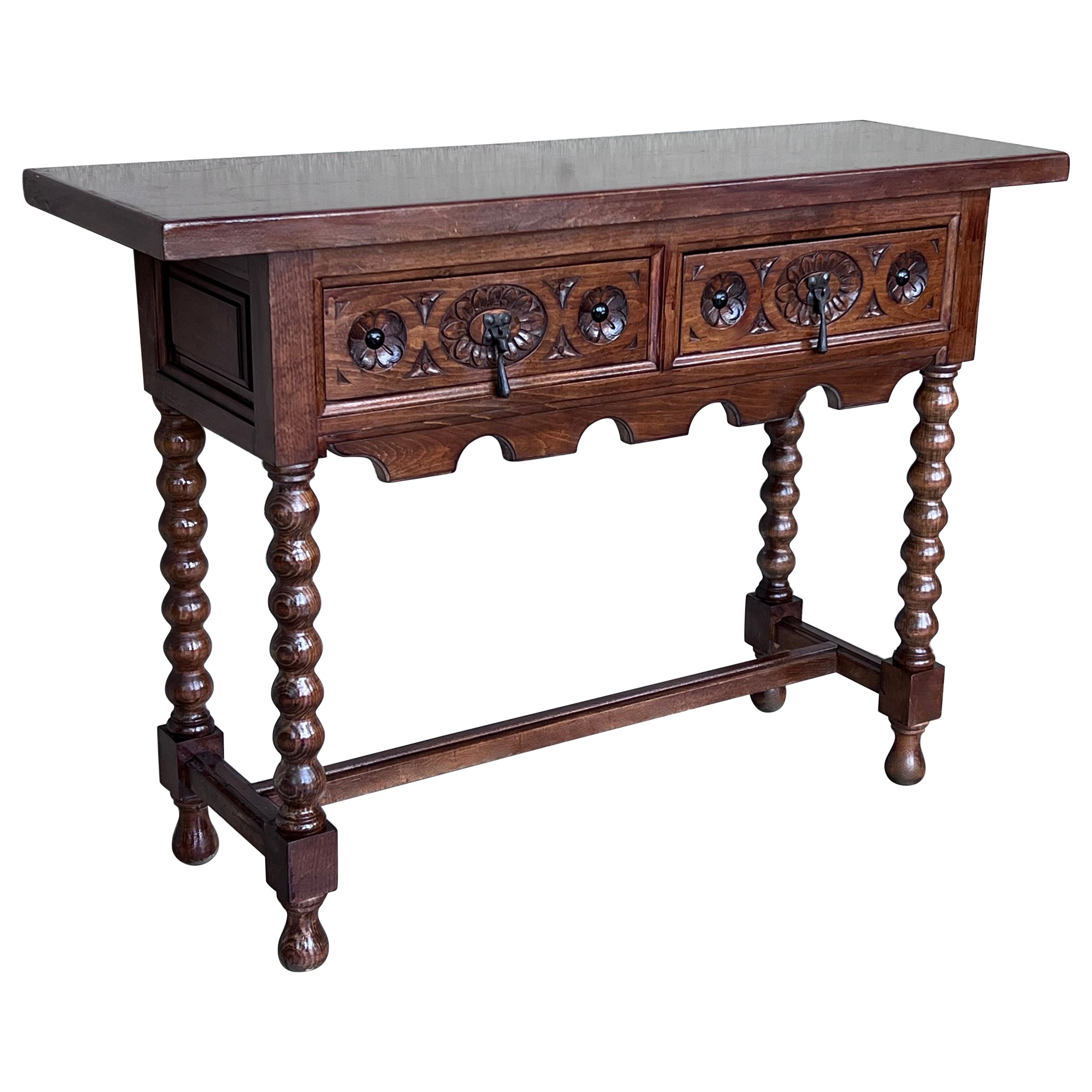 Early 19th Century Carved Walnut Wood Spanish Console Table For Sale at