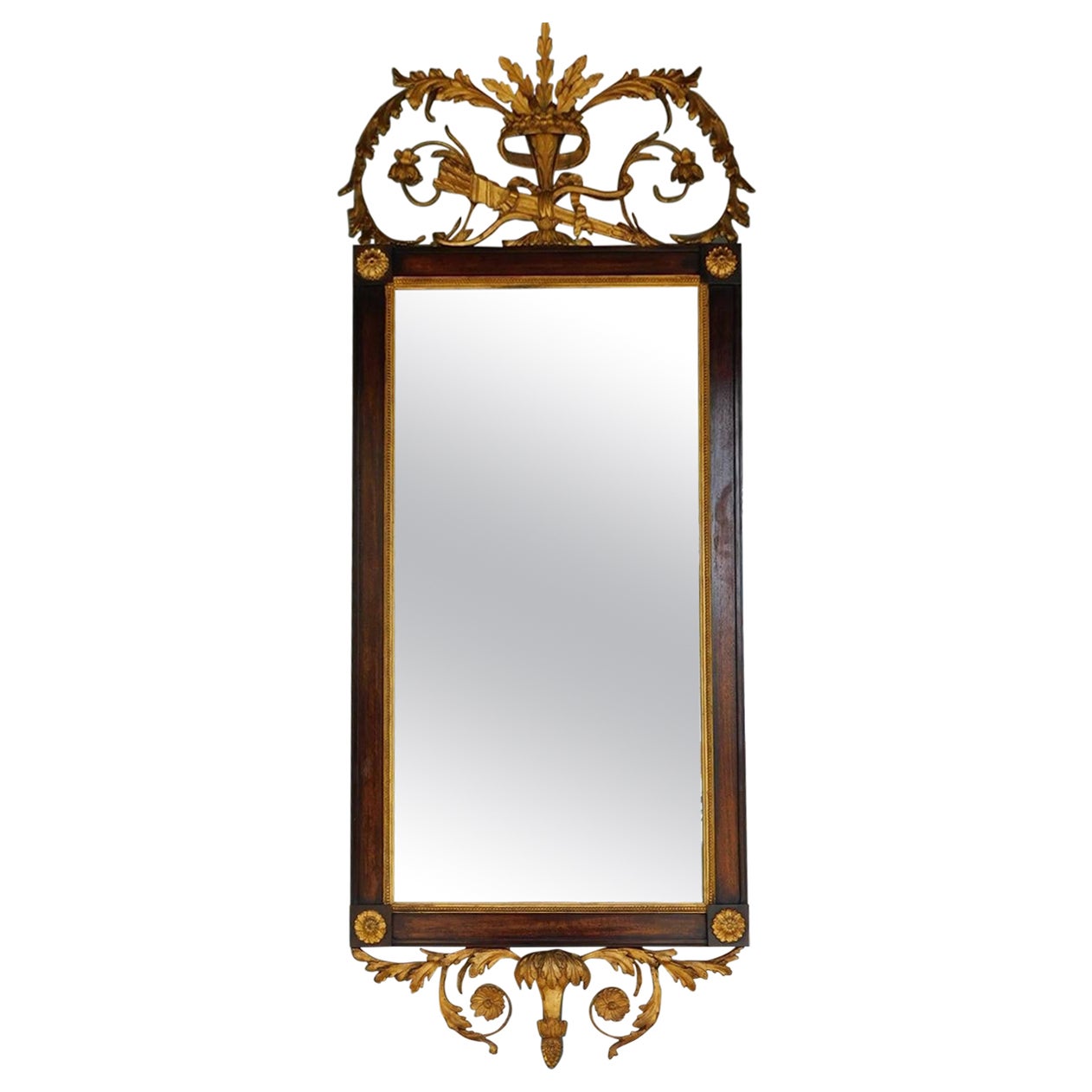 English Hepplewhite Mahogany and Gilt Wood Foliage Medallion Wall Mirror, C 1790 For Sale