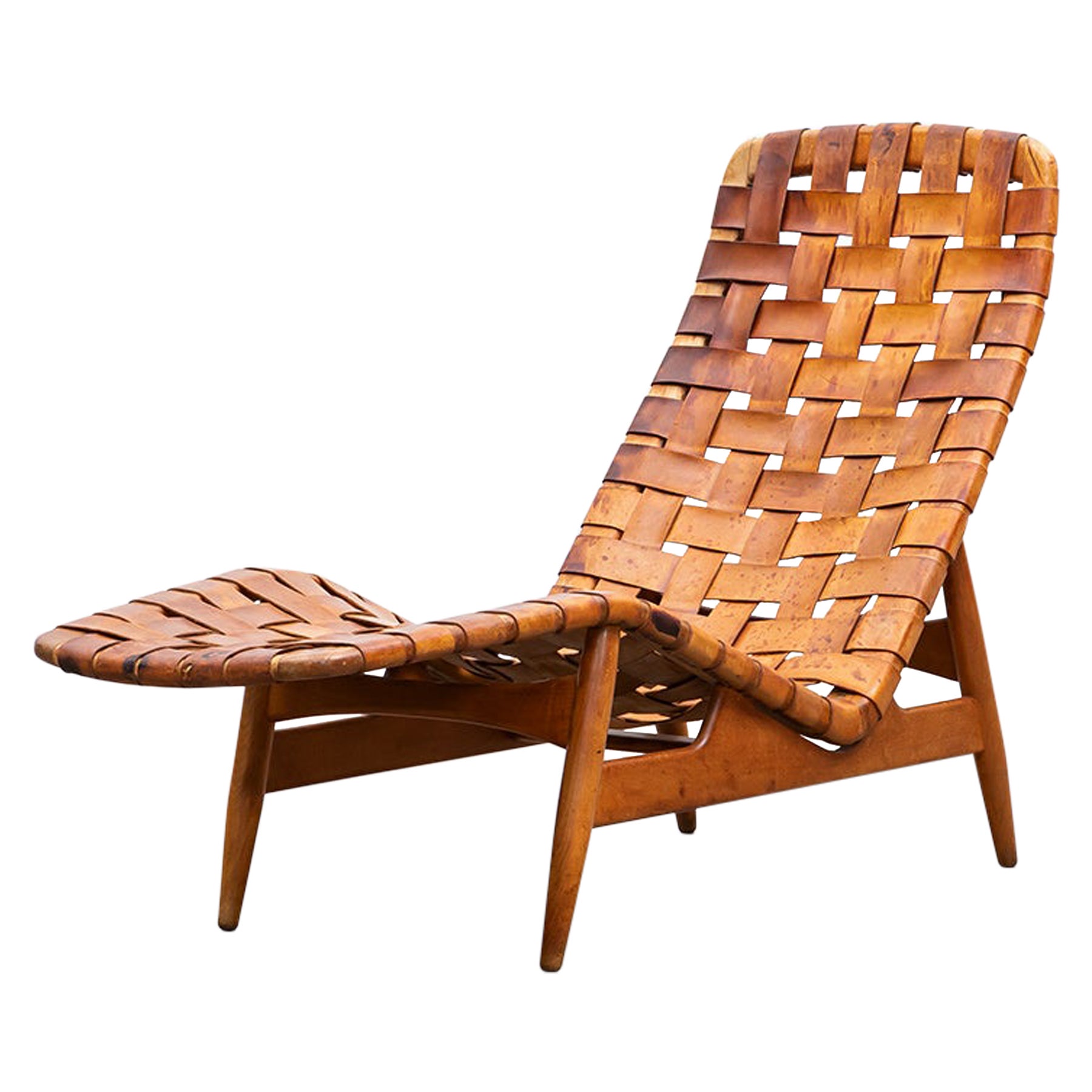 1950s, brown beech and leather Lounge Chair by Arne Vodder for Bovirke For Sale
