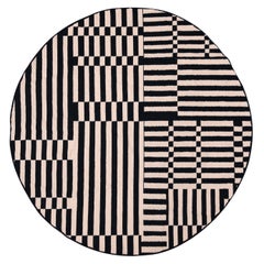 Nazmiyal Collection Round Kilim Rug By Genaro Rivas. 8 ft x 8 ft 2 in