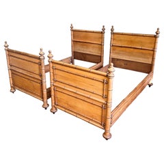 20th Century French Pair of Single Beds 3'