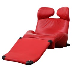 "Wink" Cassina Lounge Chair in Red Leather by Toshiyuki Kita, 1980's Italy