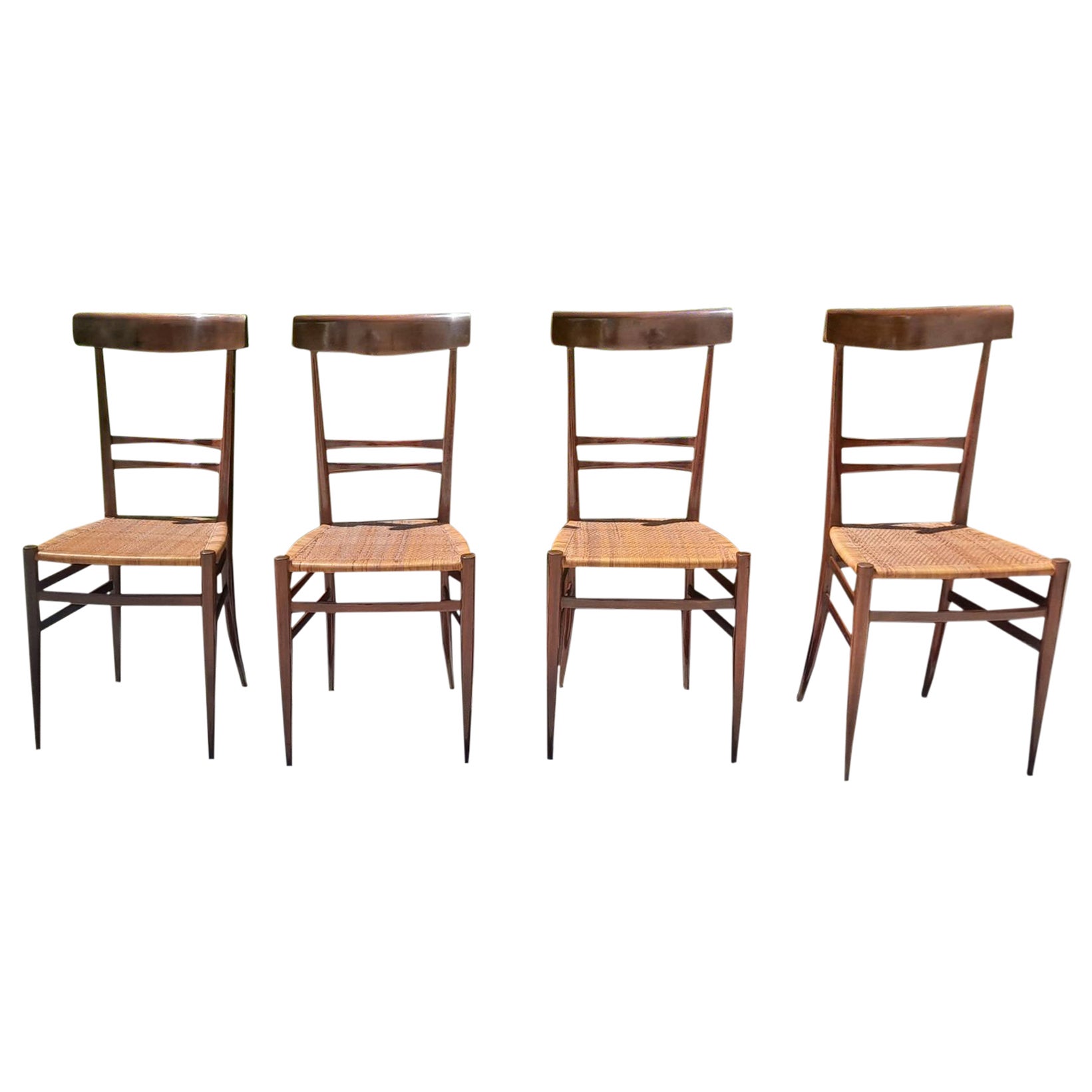 Italian Set of Four Leggera  Chairs  Attribuited to Gio Ponti  For Sale