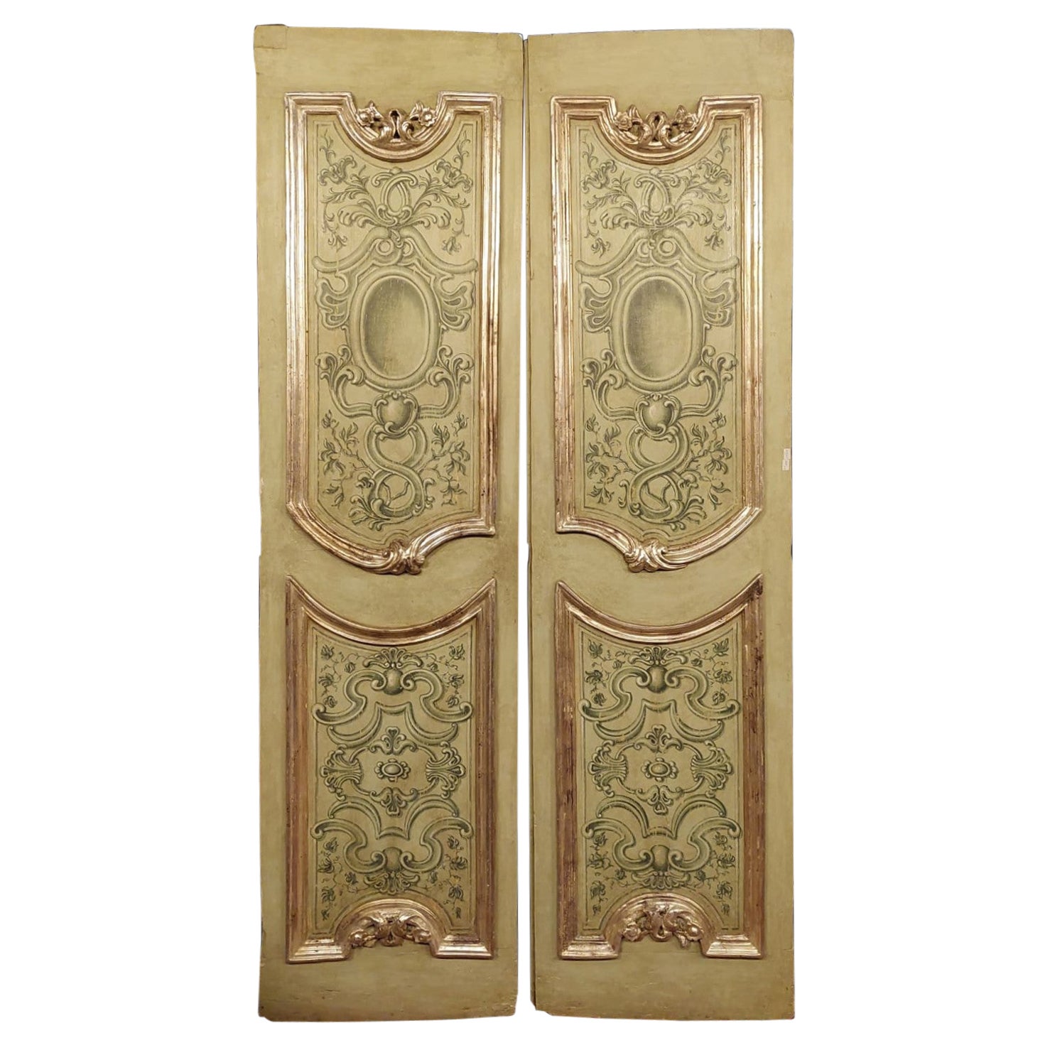 N.4 Antike zweiflügelige Türen, bemalt, geformt und versilbert, Italien '700 im Angebot