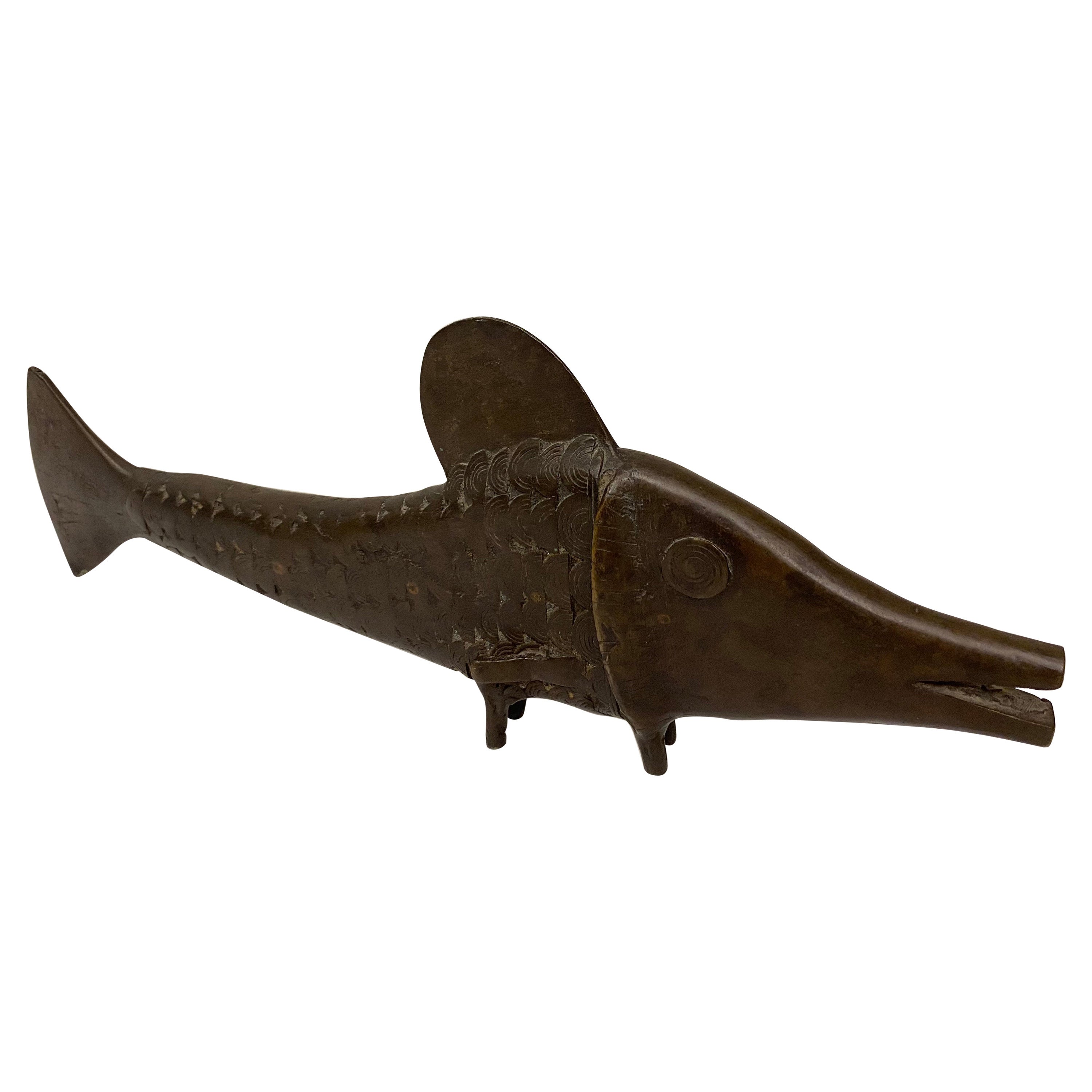 Pesce decorativo africano in bronzo proveniente dalle popolazioni tribali del Benin People