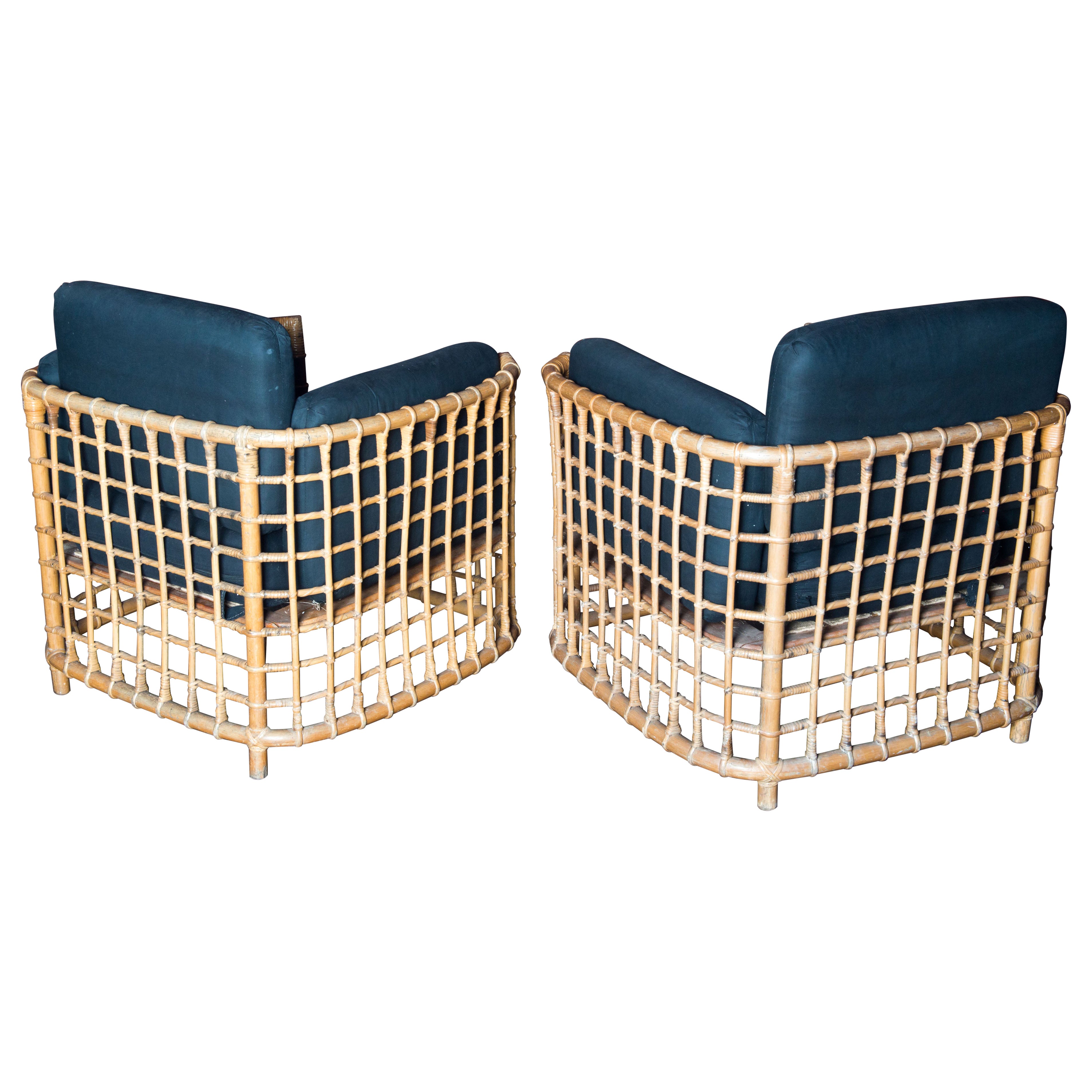 Henry Olko paire de fauteuils carrés en rotin, de style moderne du milieu du siècle dernier