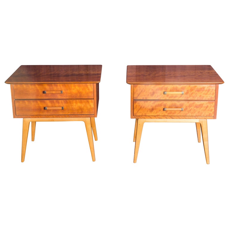 Pair of Mid-Century Modern Night Stands by Renzo Rutili for Johnson Furniture For Sale
