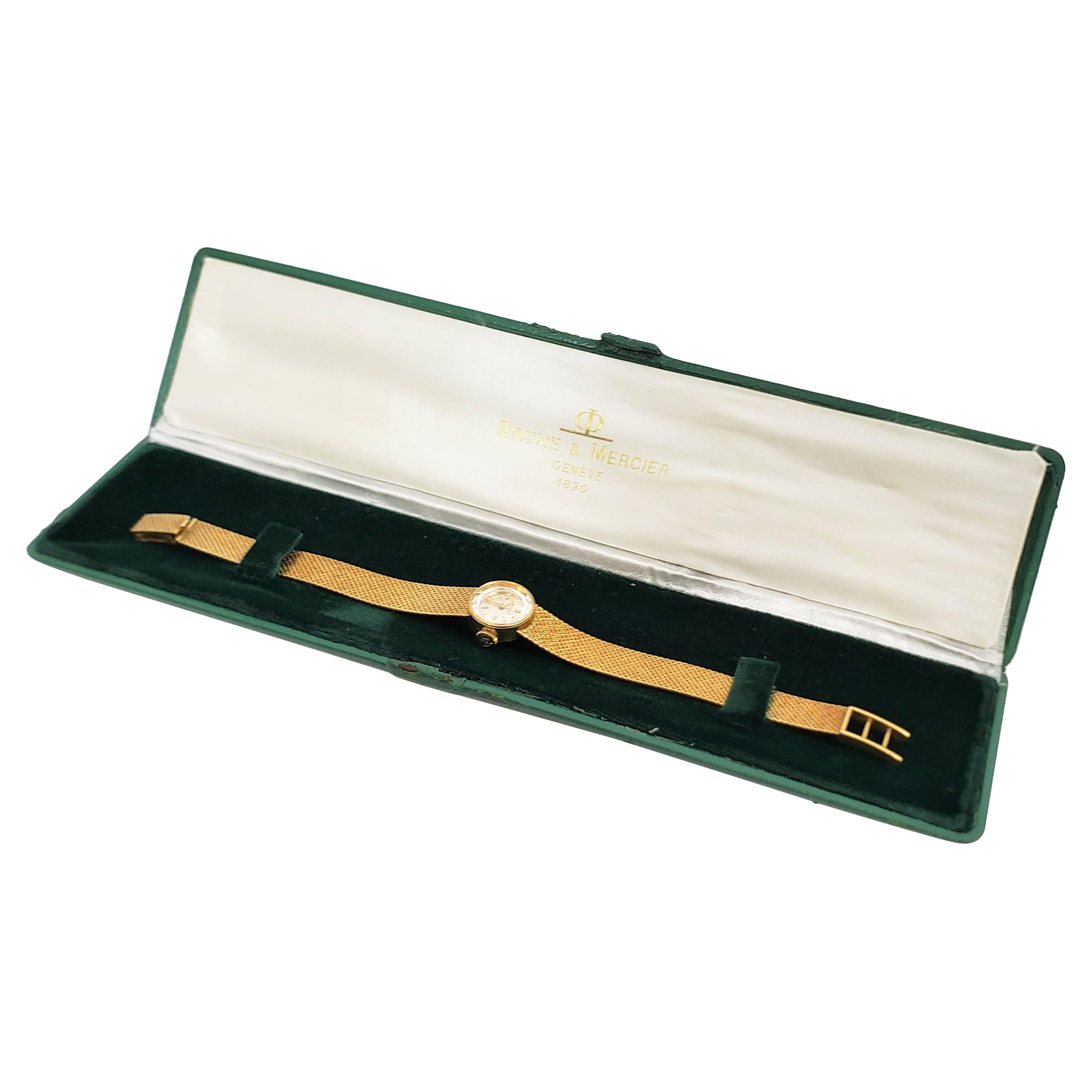 Baume Mercier 18 Karat Gelbgold Damenarmbanduhr & Armband & Armband & Originalverpackung im Angebot