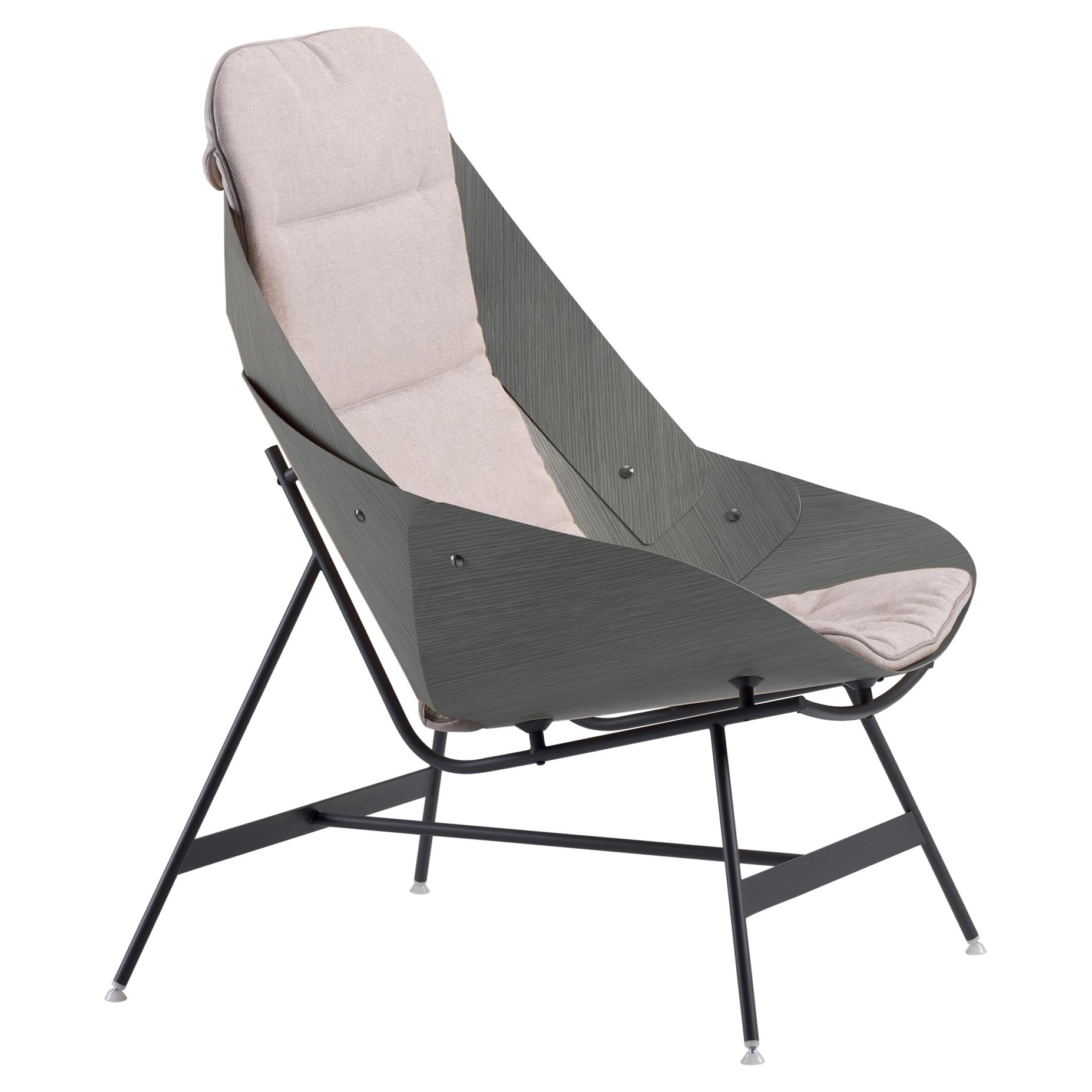 Fauteuil Time Pad d'Alinas avec tapisserie en chêne gris frêne et cadre laqué acier en vente