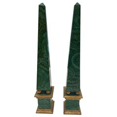 Kunst Malachit-Obelisken aus vergoldetem Holz