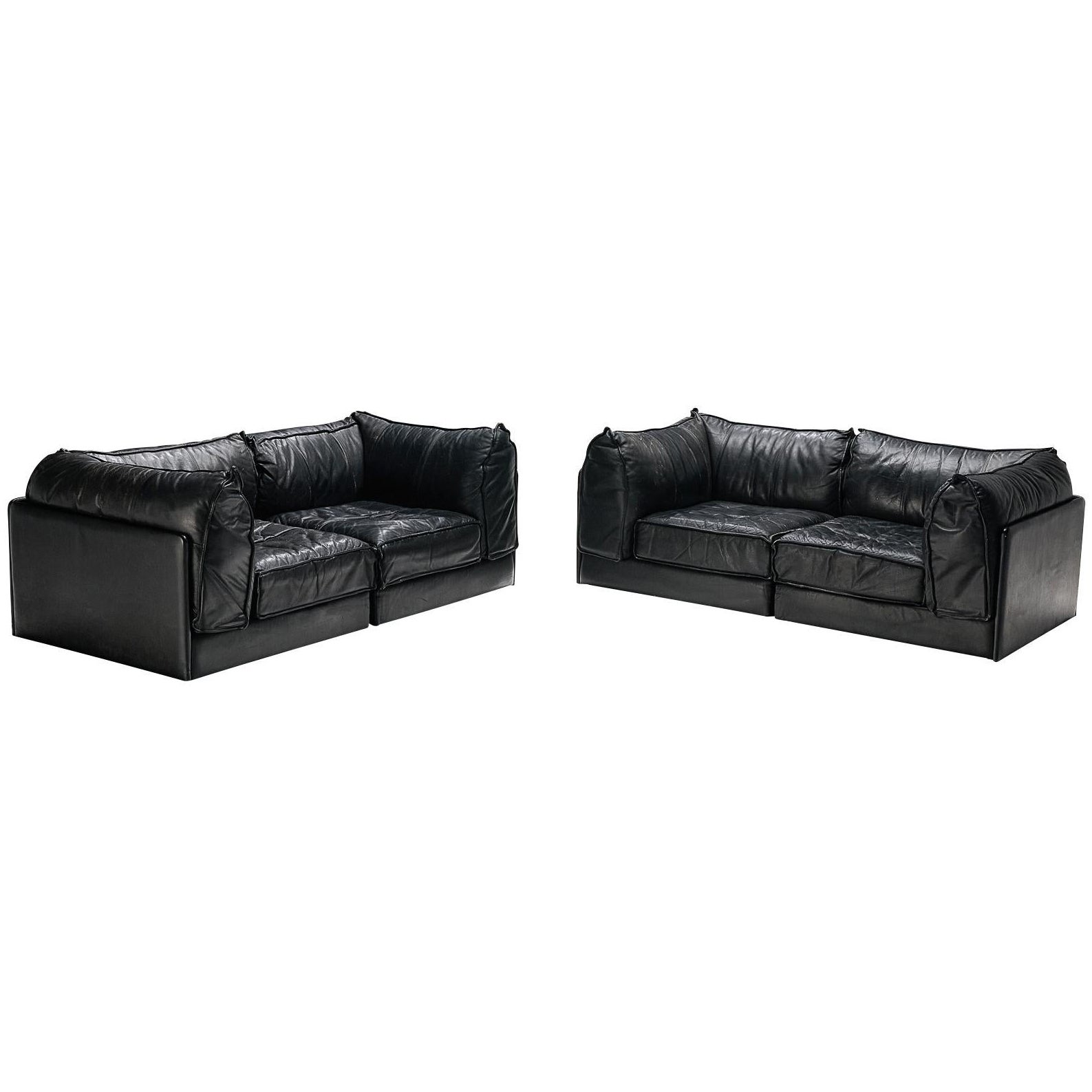 De Sede 'Pagoda' DS-19A Sofas in Black Leather For Sale