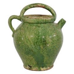 Pichet ou cruche à eau en faïence émaillée verte/jaune du 19ème siècle