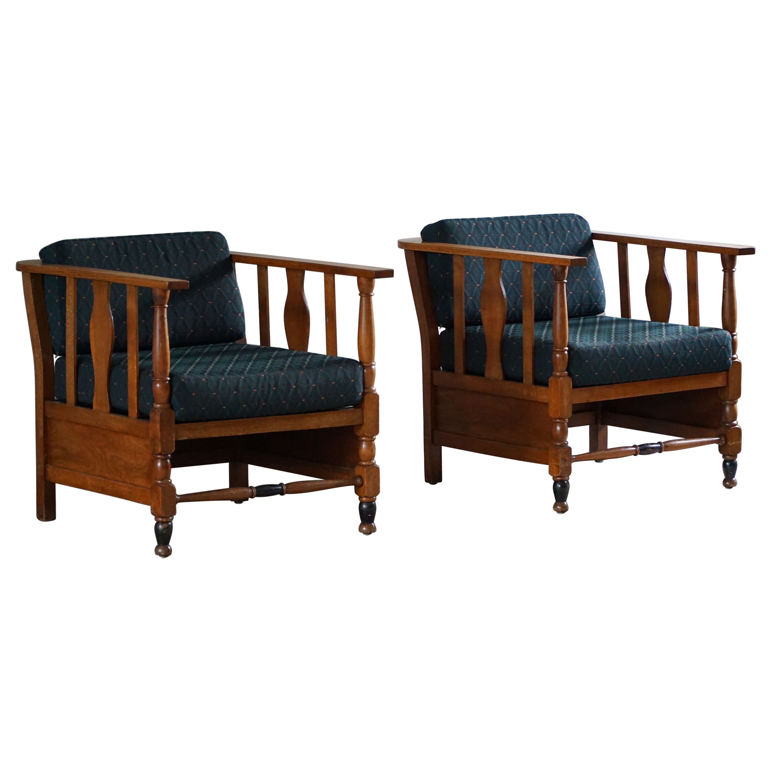 Art Nouveau, Pair of Lounge Chairs in Oak, Reupholstered in Style Fabric, 1920s