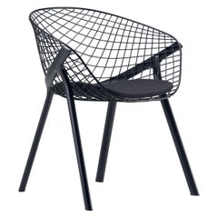 Alias 040 Kobi Chair with Small Pad in Black Lacquered Aluminum Frame