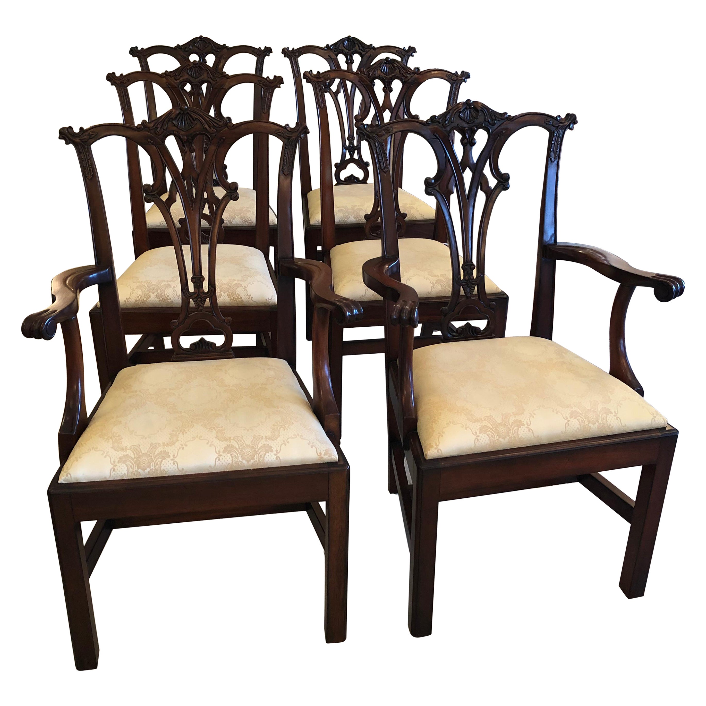 Impressionnant ensemble royal de 6 chaises de salle à manger de style Chippendale en vente
