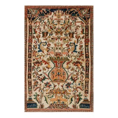 Late 19th Century Persian Sarouk Farahan Carpet ( 4'4'' x 6'9''- 132 x 205 ) 