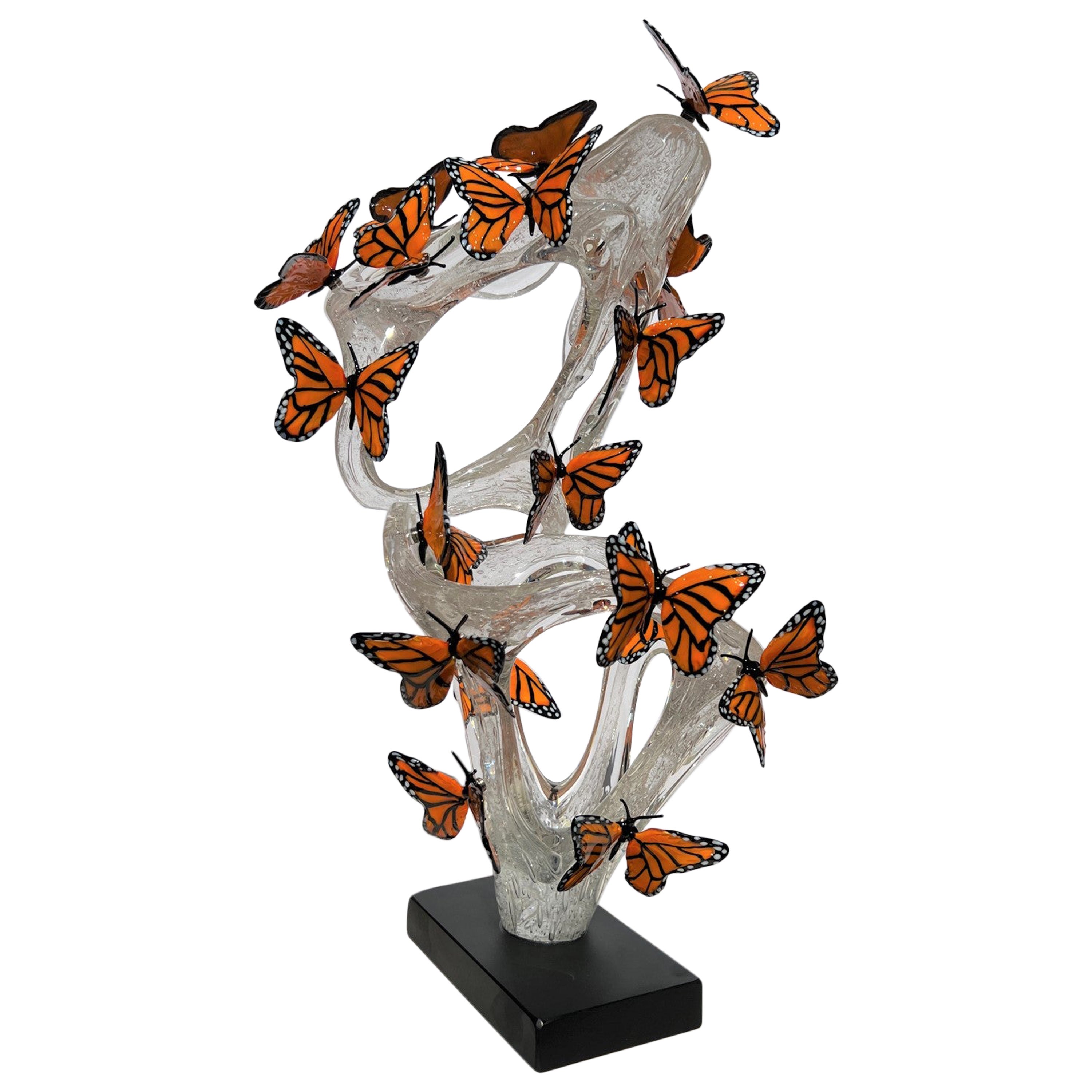 Costantini Diego Modern Crystal Murano Glass Infinity Sculpture avec papillons en vente