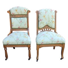 1920s Victorian Oak Upholstered Parlor Side Parlor Chairs, a Pair