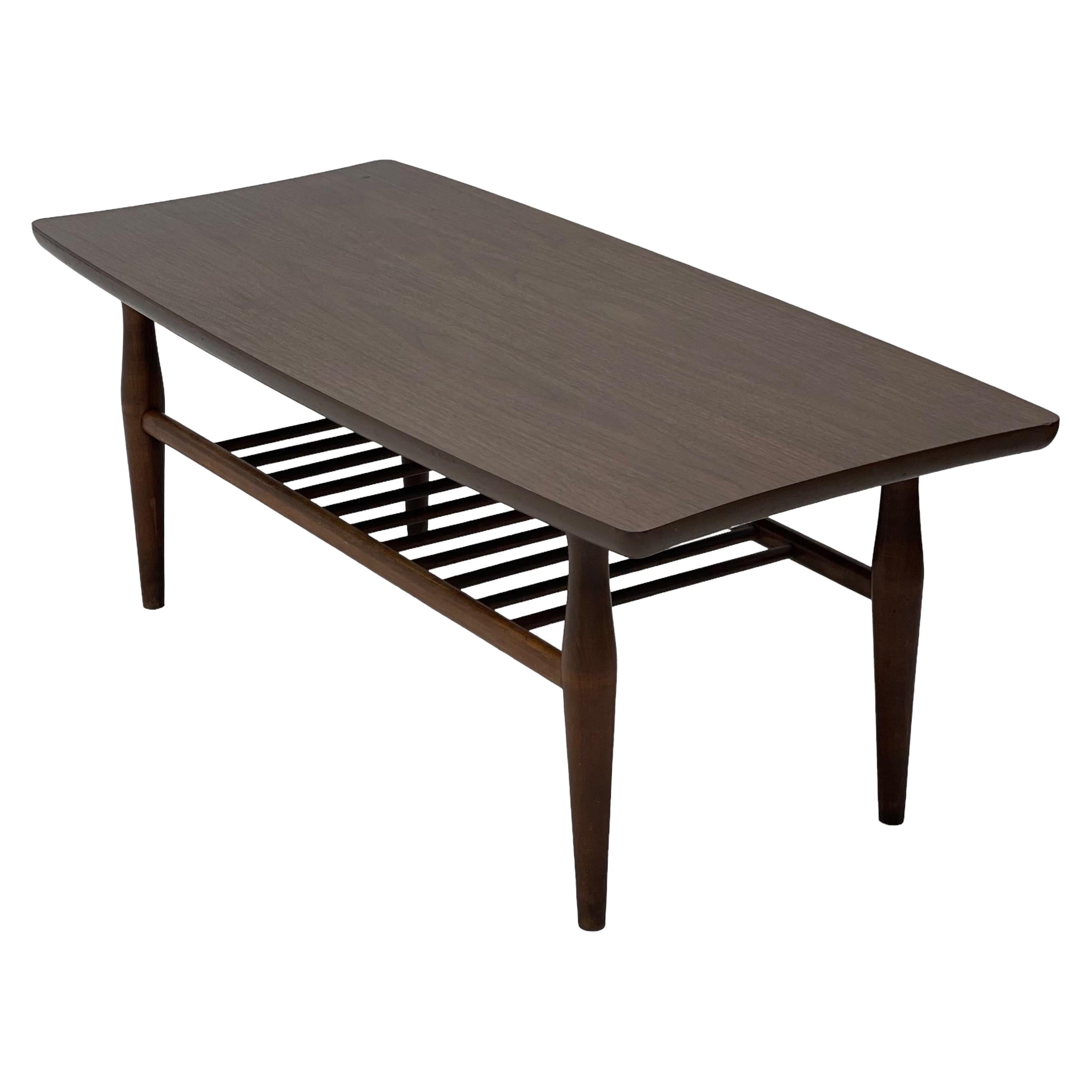 Vintage Mid-Century Modern Walnut Coffee Table with Shelf For Sale