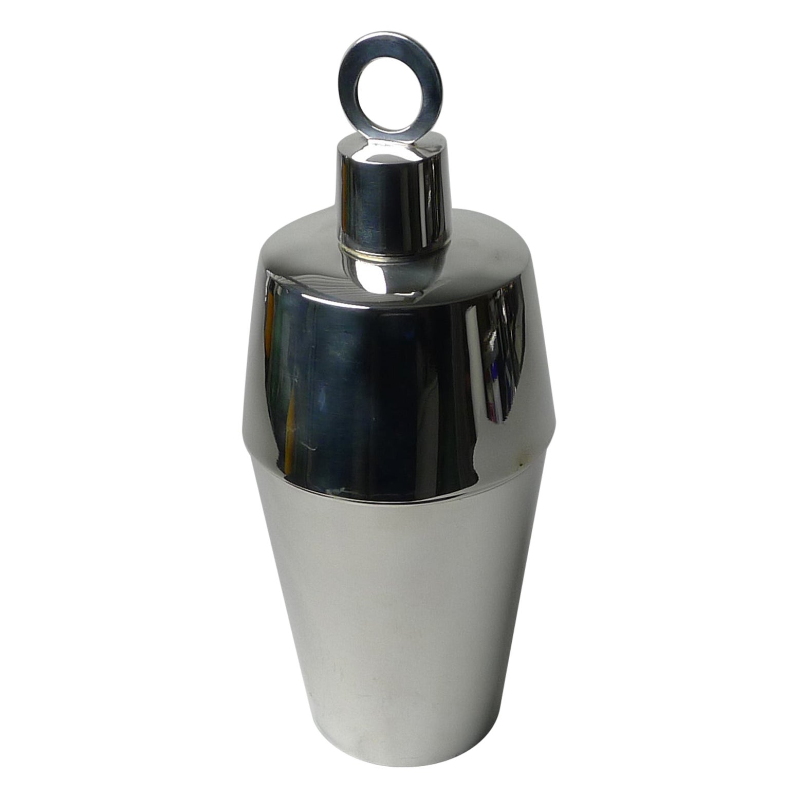 Stylish Art Deco Silver Plated Cocktail Shaker by William Hutton