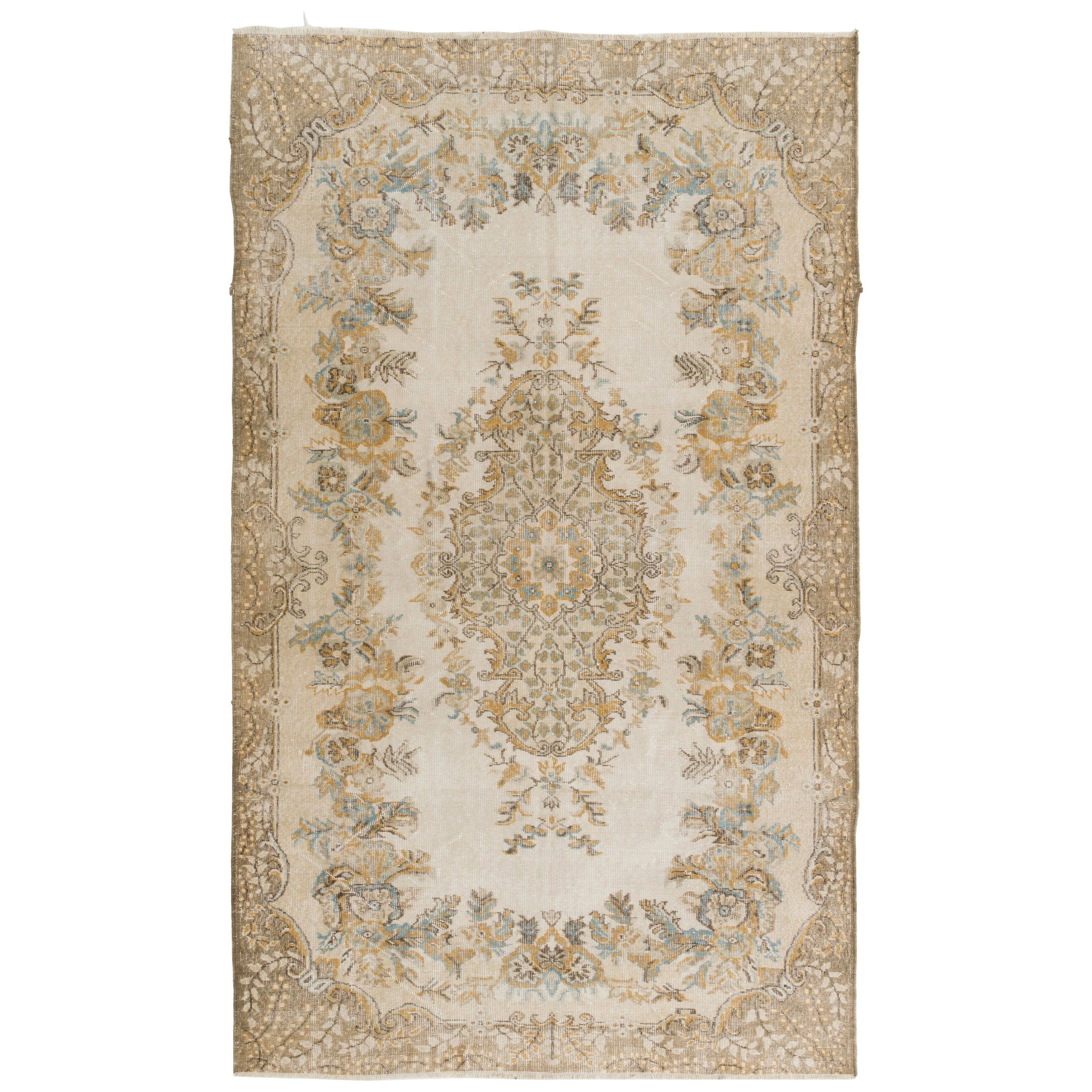 6x10 Ft Hand Knotted Mid-Century Anatolian Wool Area Rug with Medallion Design For Sale