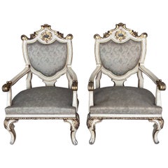 Pair of Venetian Hand Painted Armchairs in White Antique Painting and Giltwood