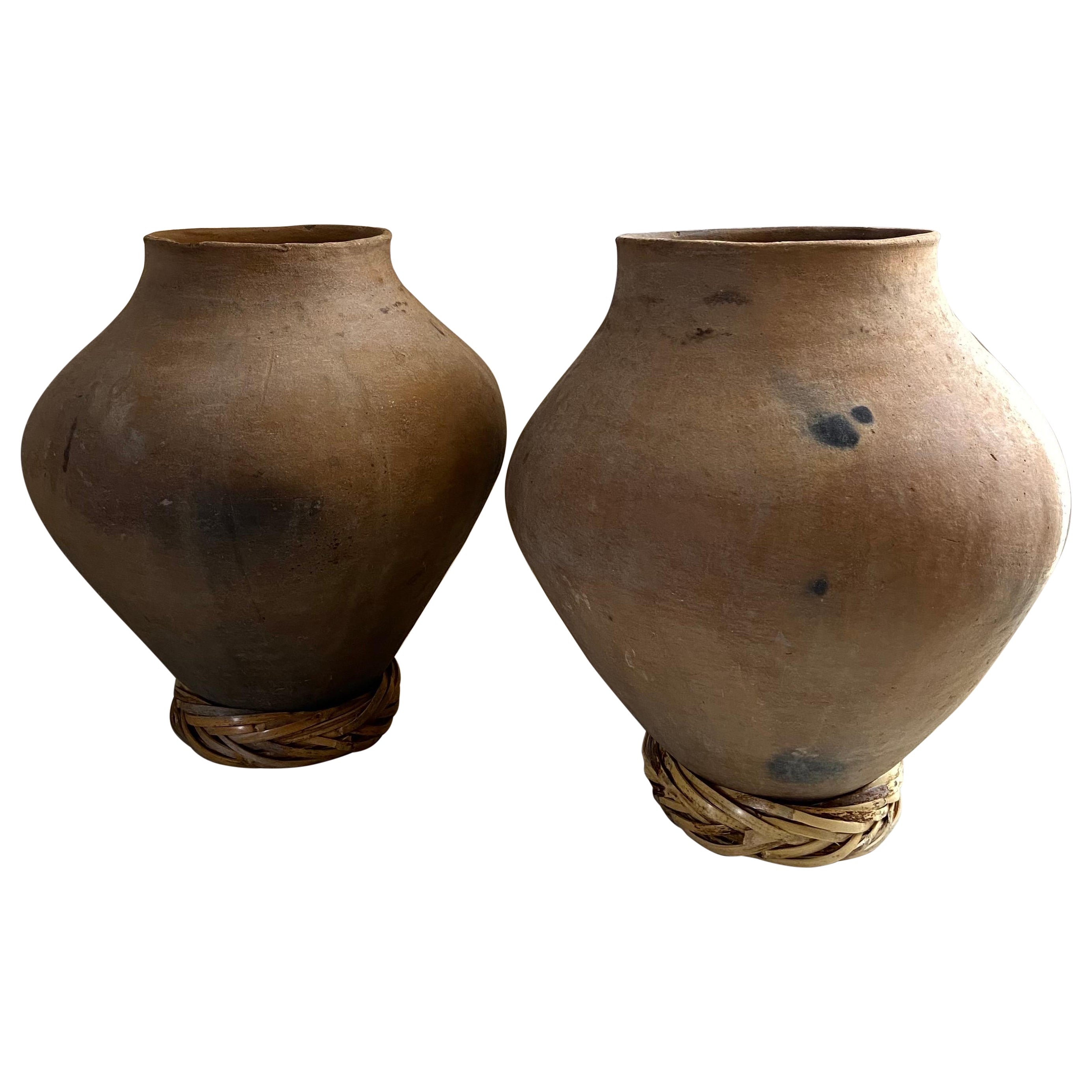 Pair of Tarahumara Pots from Mexico, Circa 1960´s