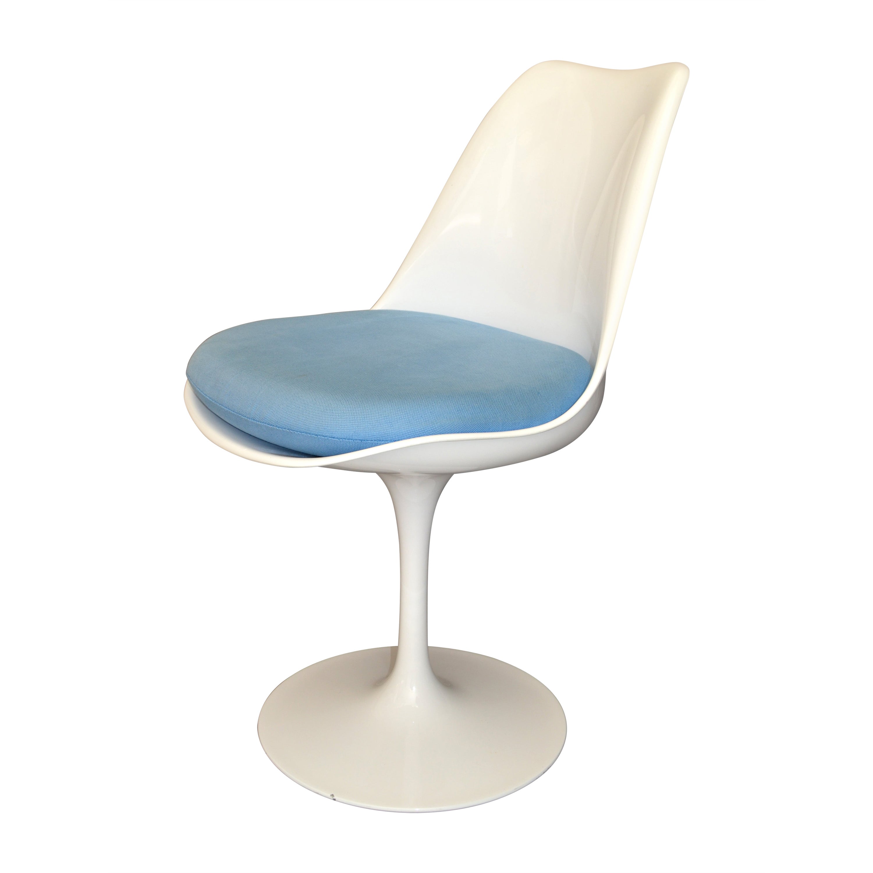 Tulip Swivel Chair in the Style of Knoll Attributed to Eero Saarinen White Blue