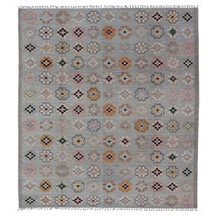 Modern Rug in Wool with Modern All-Over Flower Design on a Light Gray Field