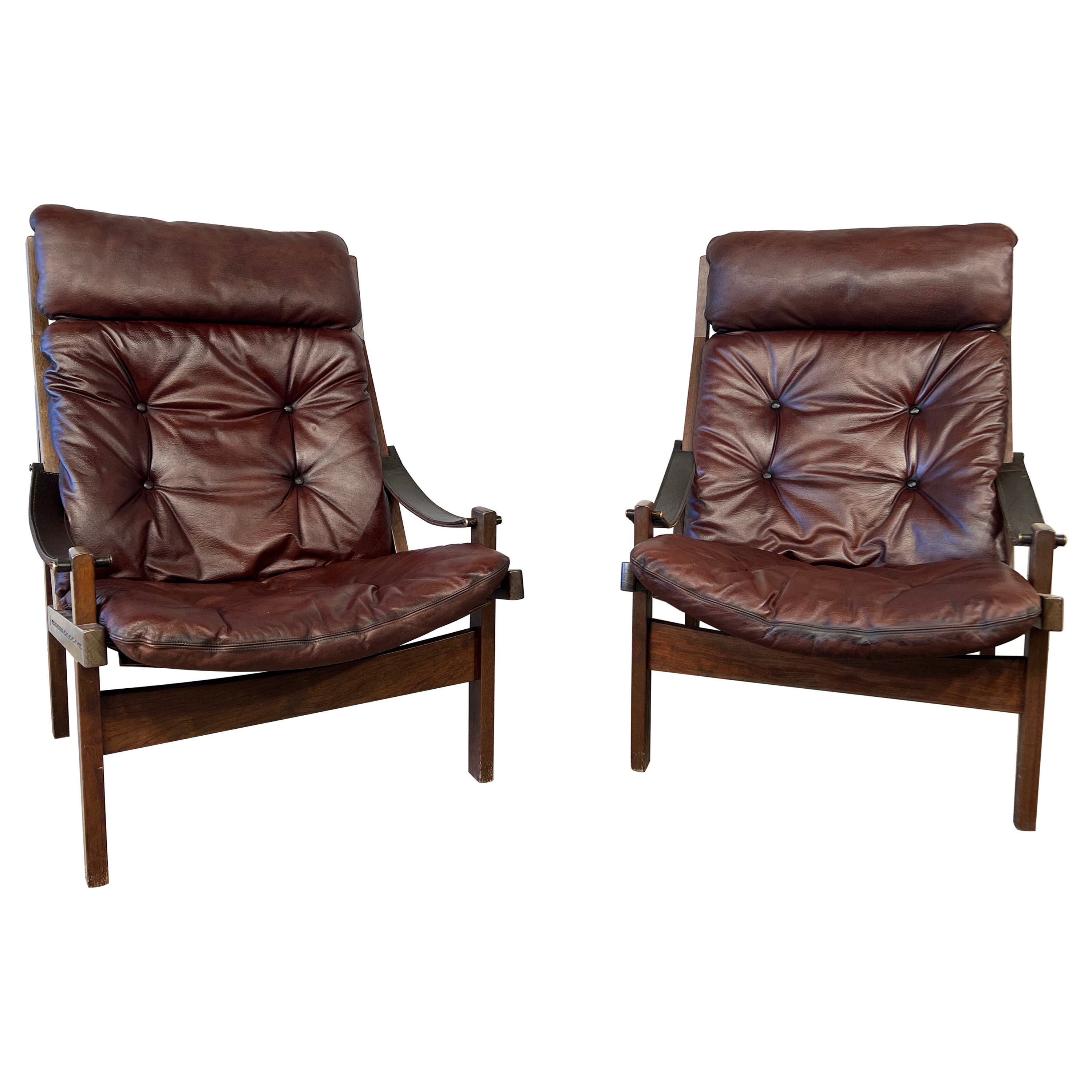 Pair of Hunter High-Back Lounge Chairs by Torbjørn Afdal for Bruksbo #526 For Sale