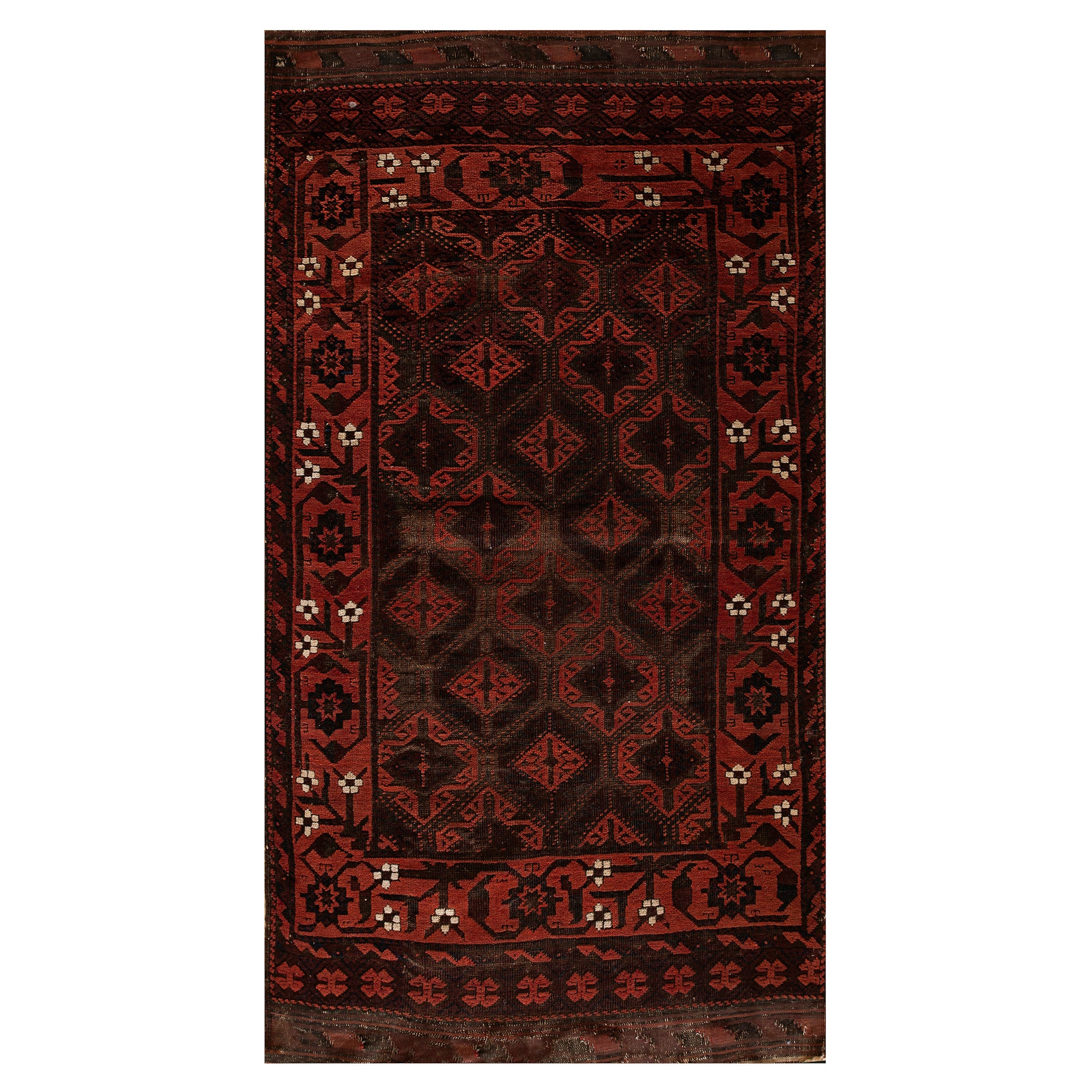 Late 19th Century Persian Baluch Carpet ( 2'8" x 5'2" - 82 x 157 cm ) For Sale