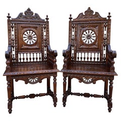 Paire de fauteuils français anciens de bureau breton, chaises de cheminée ou trônes, vers 1890