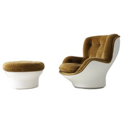 Michel Cadestin ‘Karate’ lounge chair and ottoman for Airborne, France 1970s