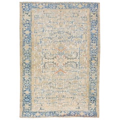 Antiker persischer Heriz Beige handgefertigter Wollteppich mit geometrischem Allover-Design
